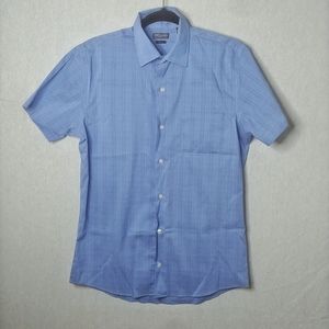 Men's Van Heusen button up (S)